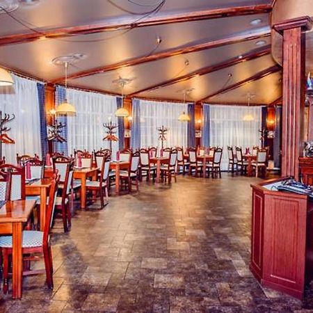 Hotel Vivat Provincia Takhtaulove Exterior photo